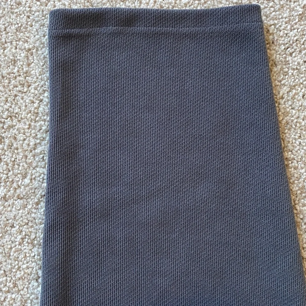 NWOT Eddie Bauer Men’s Grey Straight Leg Pants